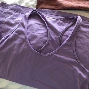 Lululemon tank